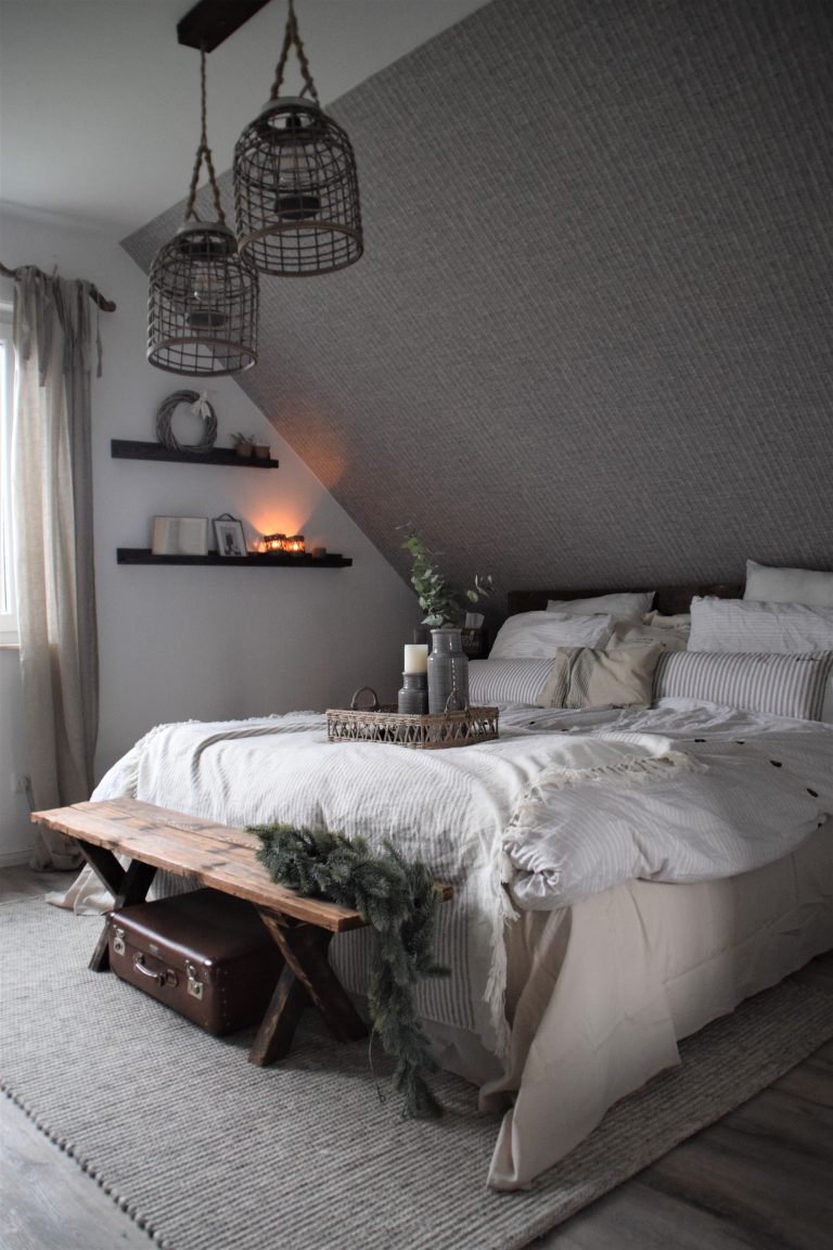 Wandelbares Bett mit wenigen Handgriffen