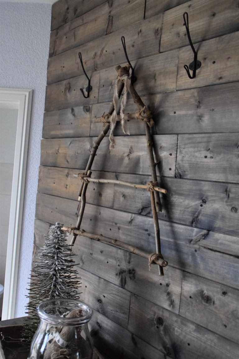 DIY Tannenbaum aus Ästen