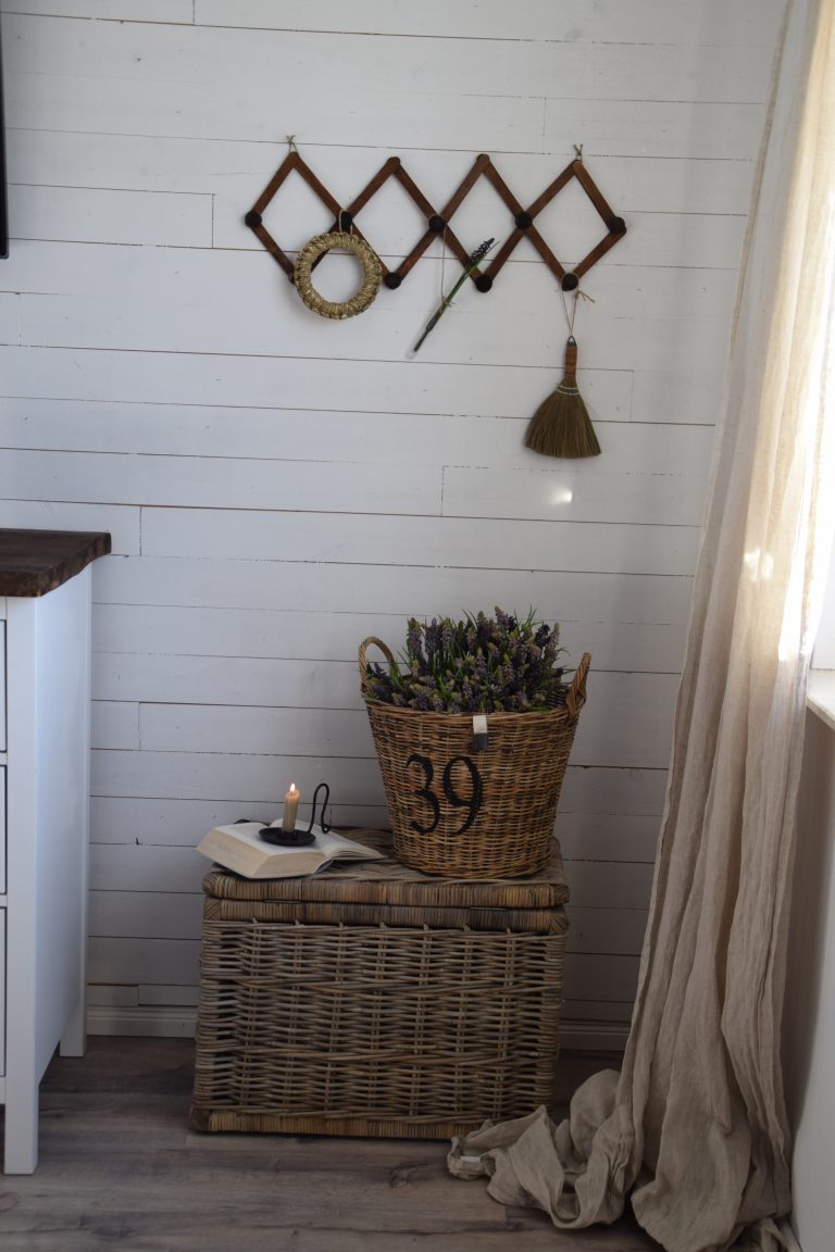 Diy Garderobe aus Eisstielen