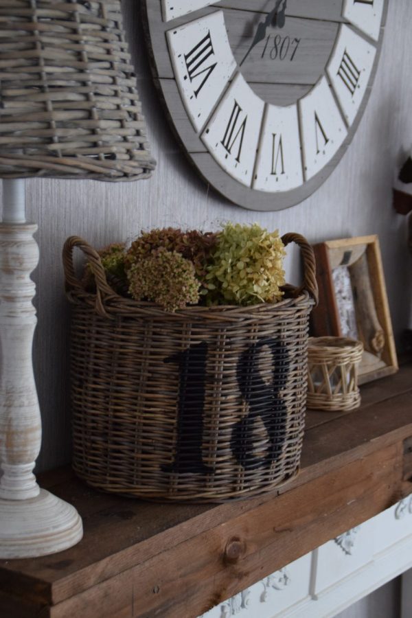 Brauner Rattan Korb 18